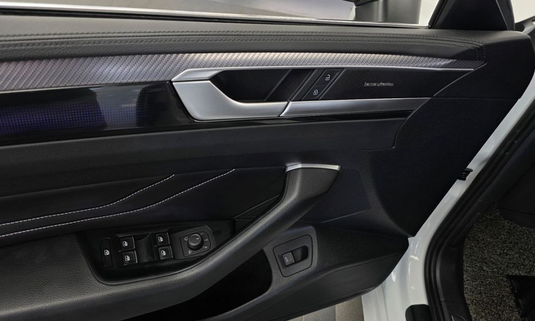 Volkswagen Arteon 2.0 TDI R-LIINE 4Motion, 2023