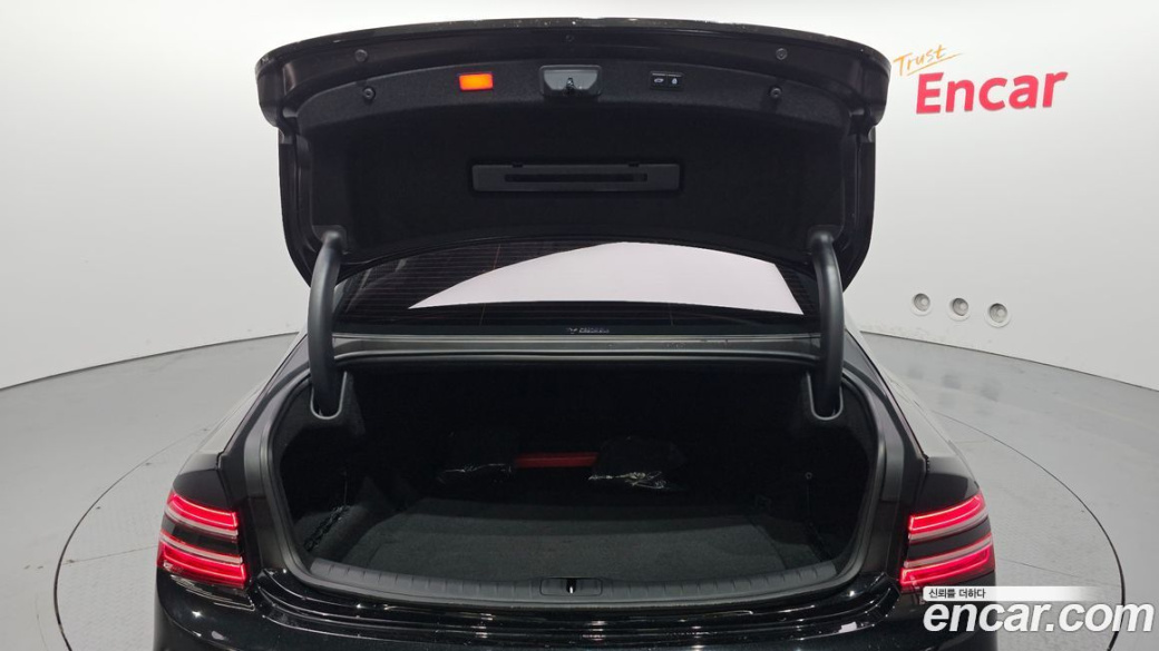 Genesis G80 Gasoline 2.5 Turbo AWD, 2026