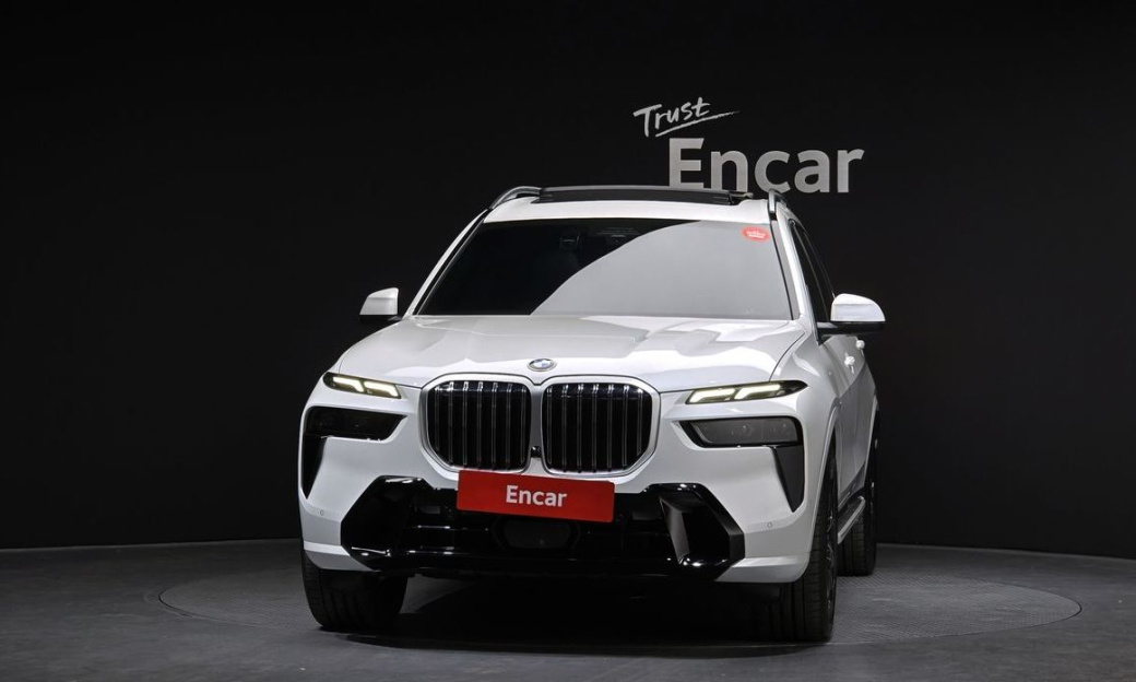 BMW X7 xDrive 40i M Sport 6STR, 2025