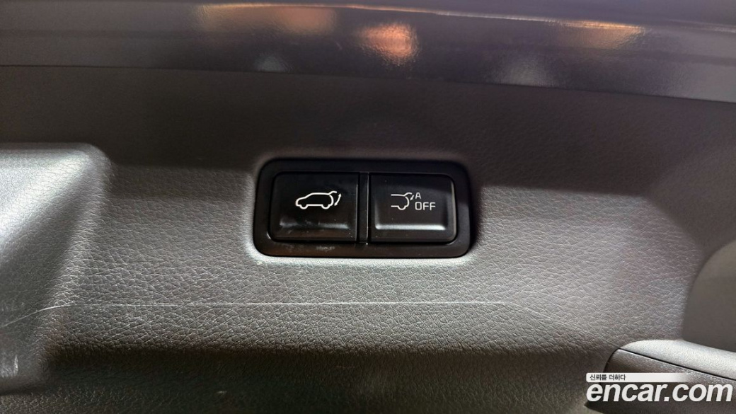 Kia Carnival 9-Seater Gravity, 2024