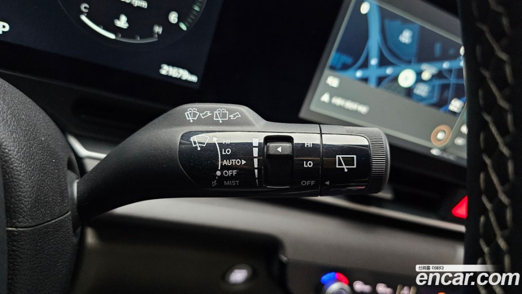 Kia Carnival 9-Seater Prestige, 2025