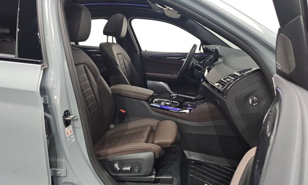 BMW X4 xDrive 20d M Sports Pro, 2023
