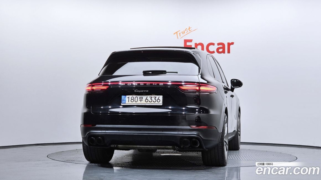 Porsche Cayenne 3.0 PLATINUM EDITION, 2023