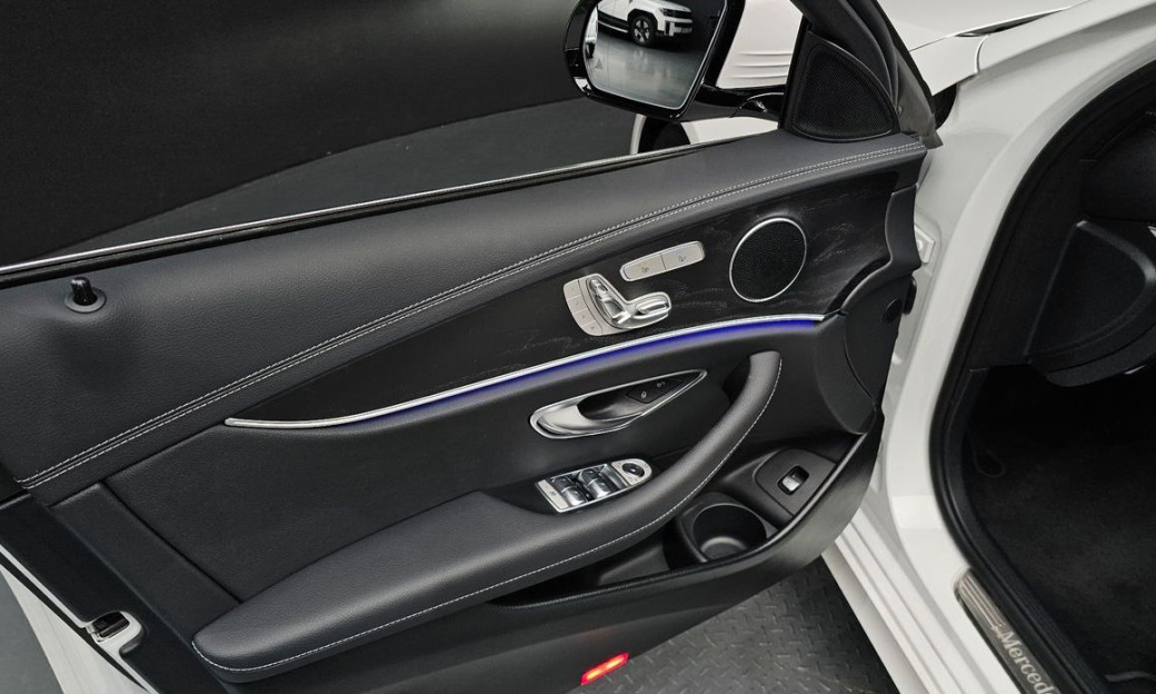 Mercedes-Benz E-Class E250 AMG Line, 2023