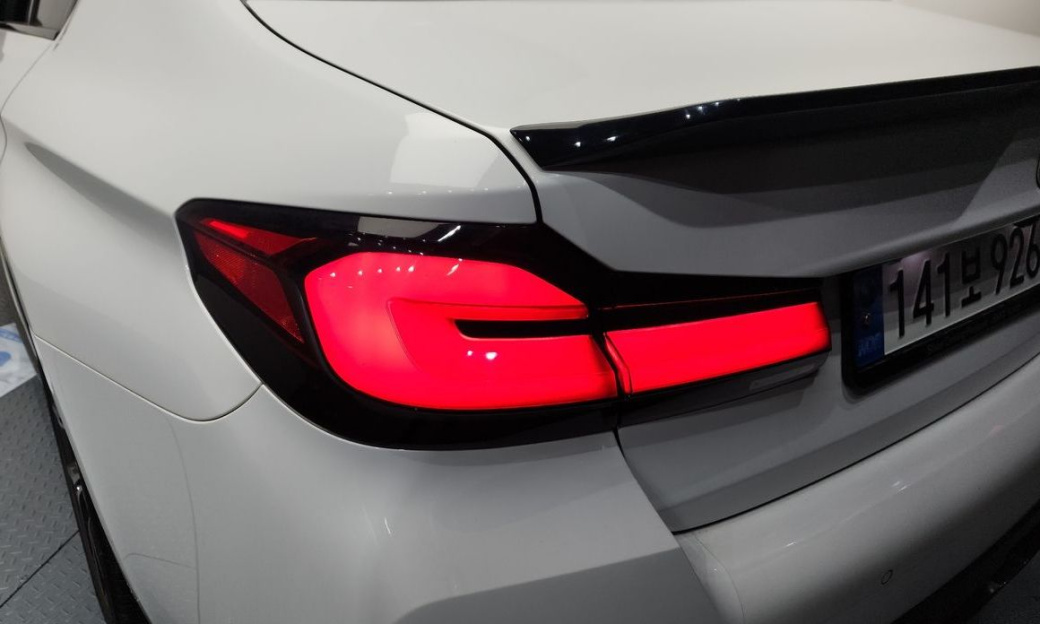 BMW 5-Series 530i M Sport Package, 2022