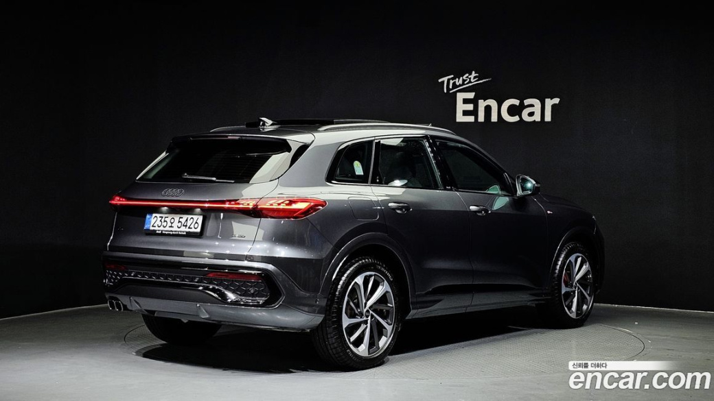 Audi Q5 40 TDI Quattro S Line, 2025