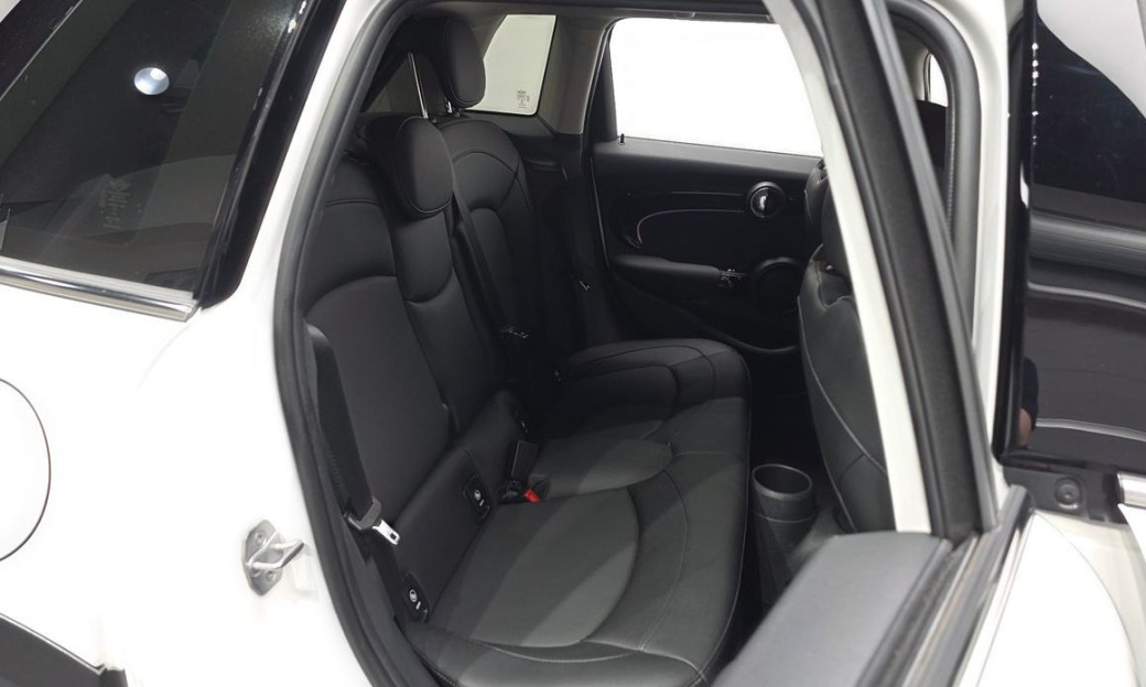 Mini Cooper 5Door Classic, 2023