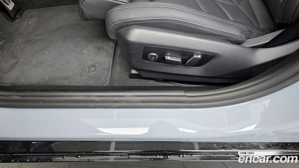 BMW 5-Series 520i M Sport, 2024