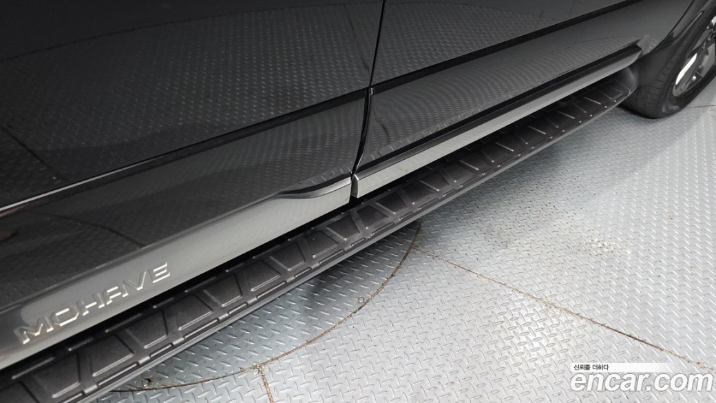 Kia Mohave Diesel 3.0 4WD 7-Seater, 2023