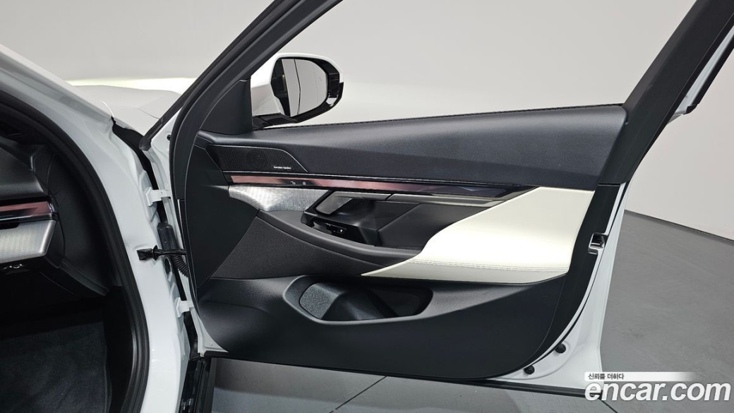 BMW 5-Series 520i Special Edition, 2026