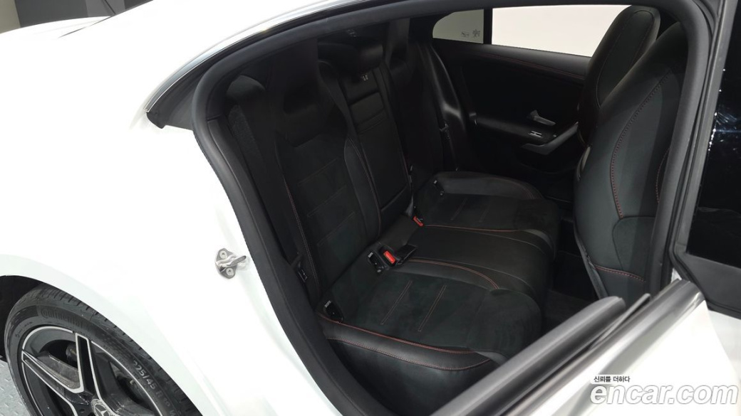 Mercedes-Benz CLA-Class CLA250 4MATIC, 2023