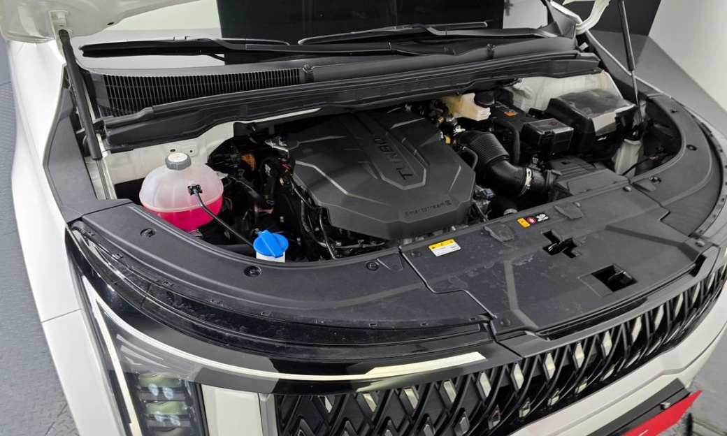 Kia Carnival 9-Seater Noblesse, 2025