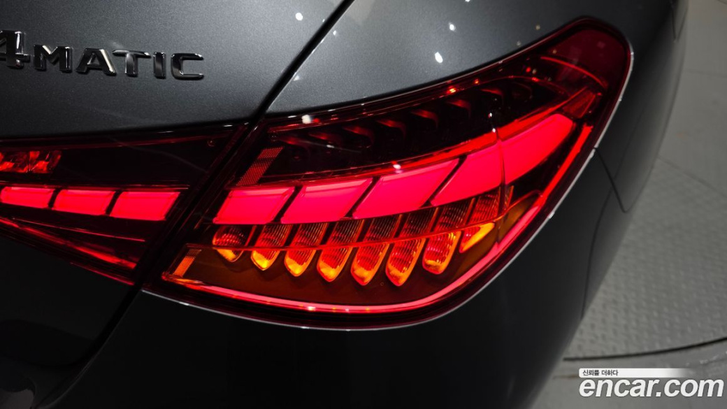 Mercedes-Benz C-Class C300 4MATIC AMG Line, 2023