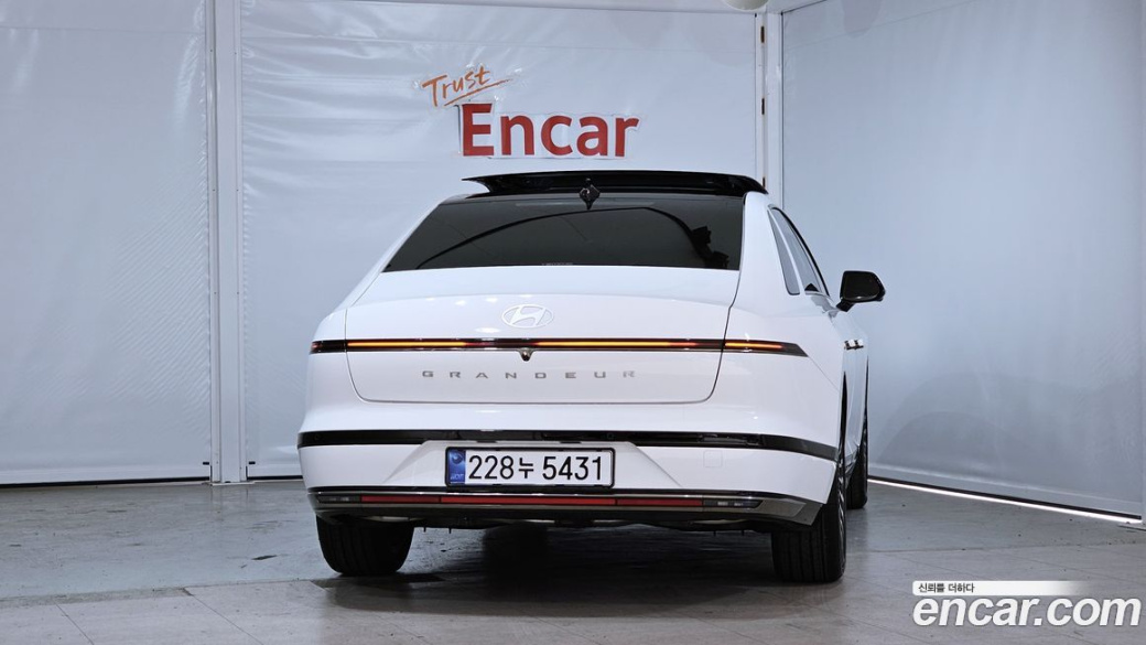 Hyundai Grandeur 2,5 Gasoline 2WD, 2025