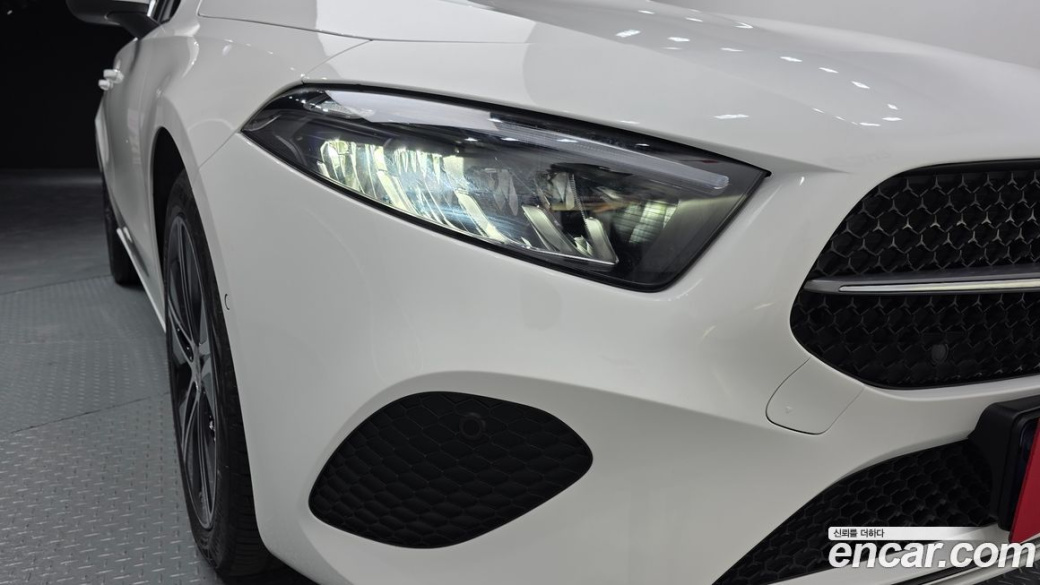 Mercedes-Benz A-Class A220 Sedan, 2024