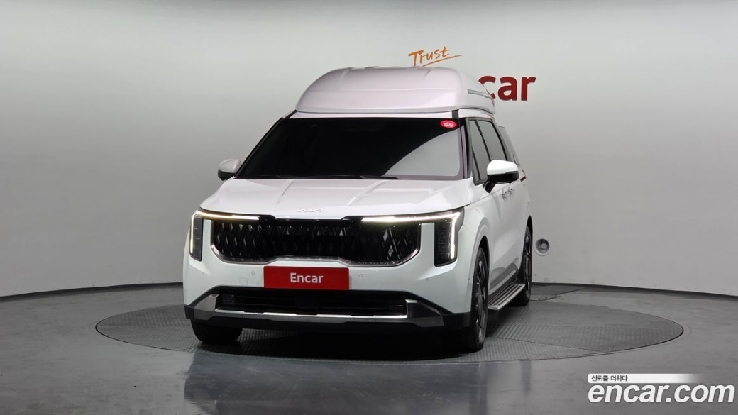 Kia Carnival 9-Seater Hi Limousine, 2024