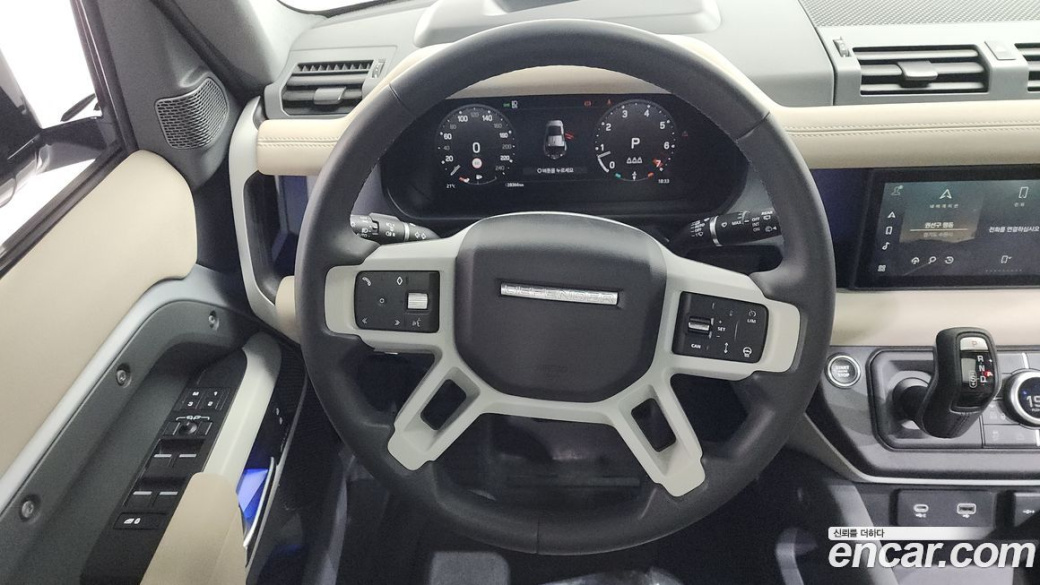 Land Rover Defender 110 P300 X-Dynamic SE, 2023