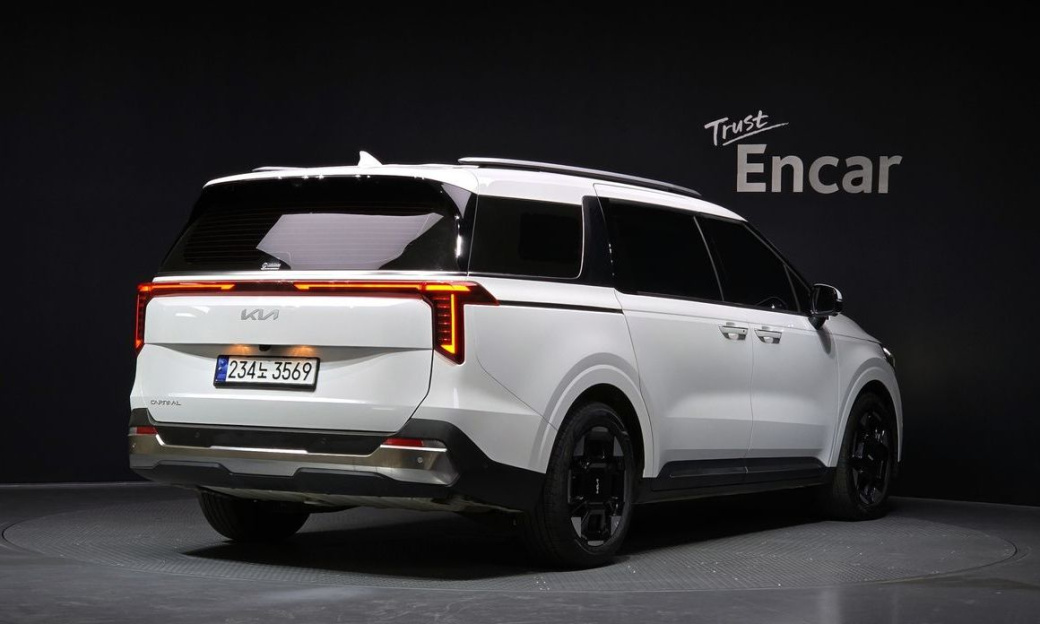 Kia Carnival 9-Seater Noblesse, 2025
