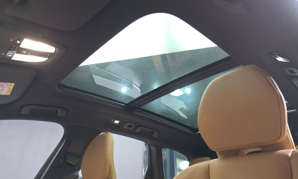 Volvo XC60 B5 Ultra Bright, 2025
