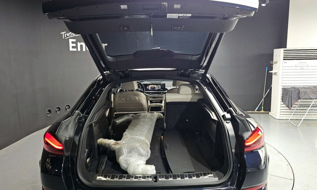 BMW X6 xDrive40i M Sport, 2025