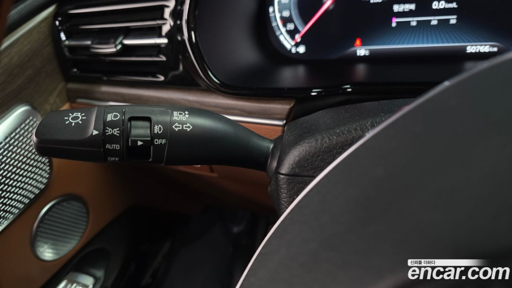 Kia Mohave Diesel 3.0 4WD 5-Seater, 2022