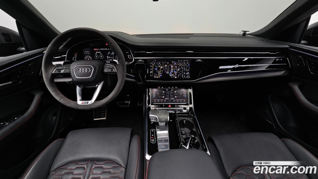 Audi RSQ8 4.0 TFSI Quattro Performance, 2025