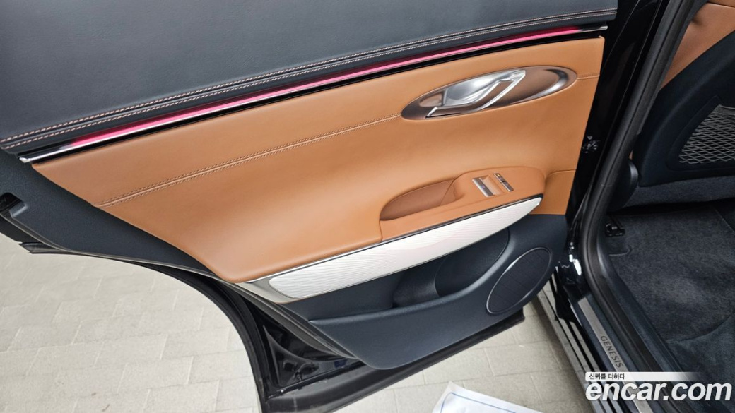 Genesis GV70 2.5T Gasoline AWD, 2025