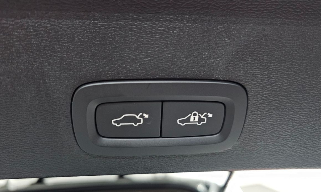 Volvo XC40 B4 Ultimate Bright, 2023