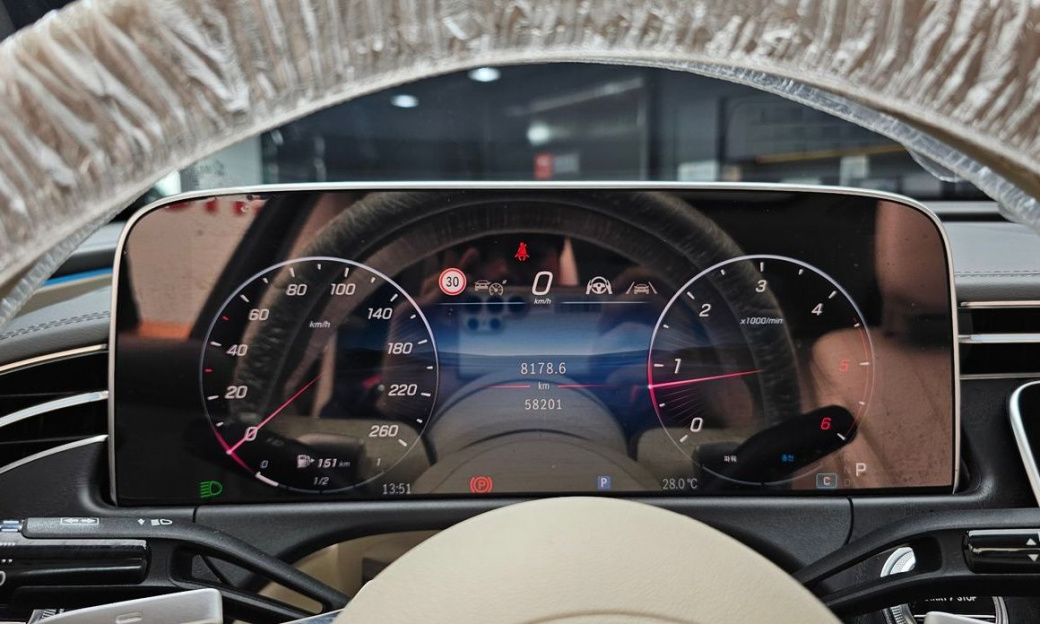 Mercedes-Benz E-Class E220d 4MATIC Exclusive, 2024