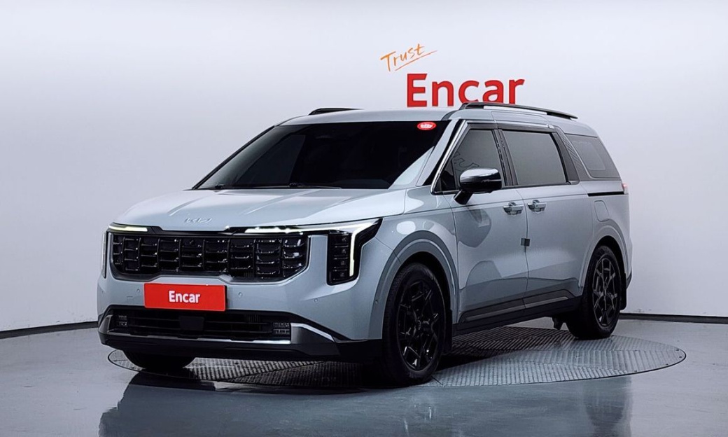 Kia Carnival 9-Seater Gravity, 2025