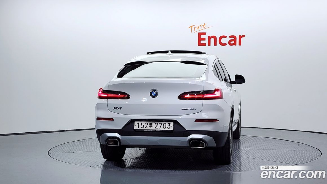 BMW X4 xDrive20i xLine, 2022