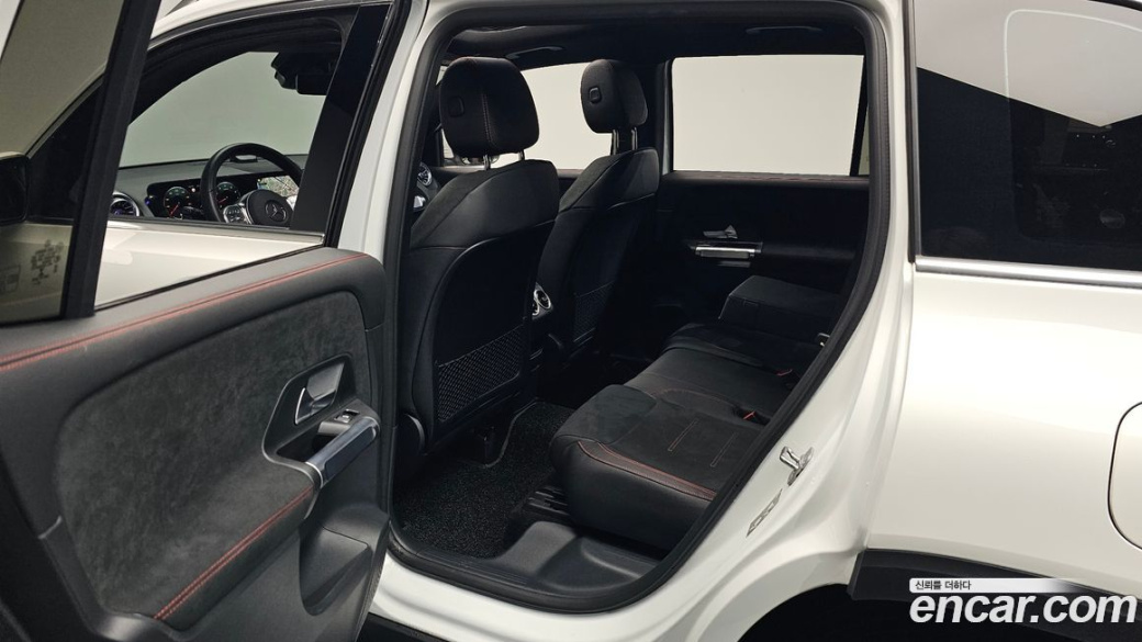 Mercedes-Benz GLB-Class GLB250 4MATIC, 2023