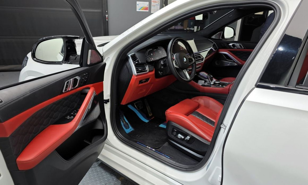 BMW X6M 4.4 Competition, 2023
