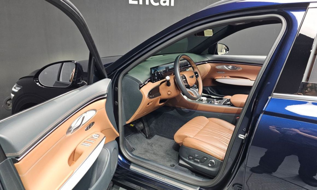 Genesis GV70 2.5T Gasoline AWD, 2025