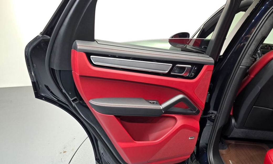 Porsche Cayenne 3.0 COUPE PLATINUM EDITION, 2023