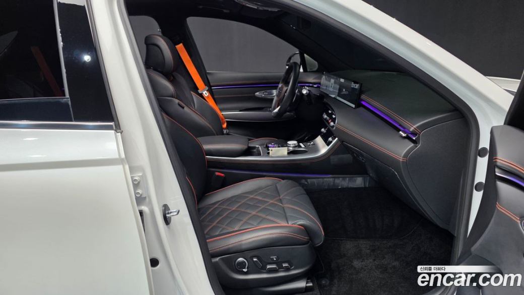 Genesis GV70 2.5T Gasoline AWD, 2025