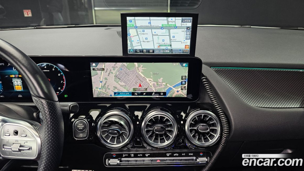 Mercedes-Benz GLA-Class GLA250 4MATIC, 2022