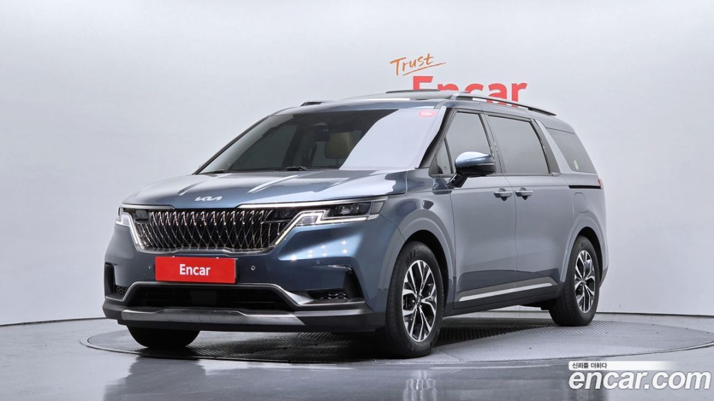Kia Carnival 9-Seater Signature, 2023