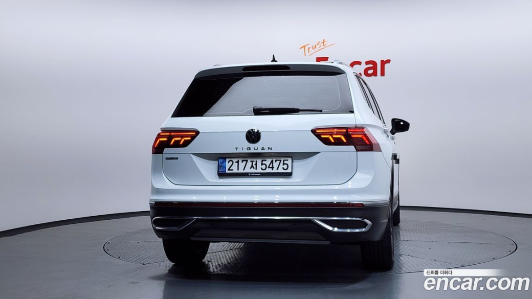 Volkswagen Tiguan 2.0 TSI Prestige, 2022