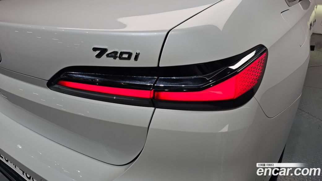 BMW 7-Series 740i sDrive M Sport, 2023