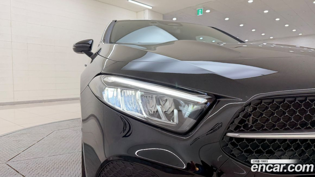 Mercedes-Benz A-Class A220 Sedan, 2025