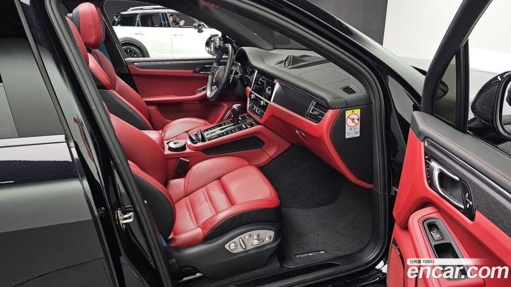 Porsche Macan 2.9 GTS, 2023