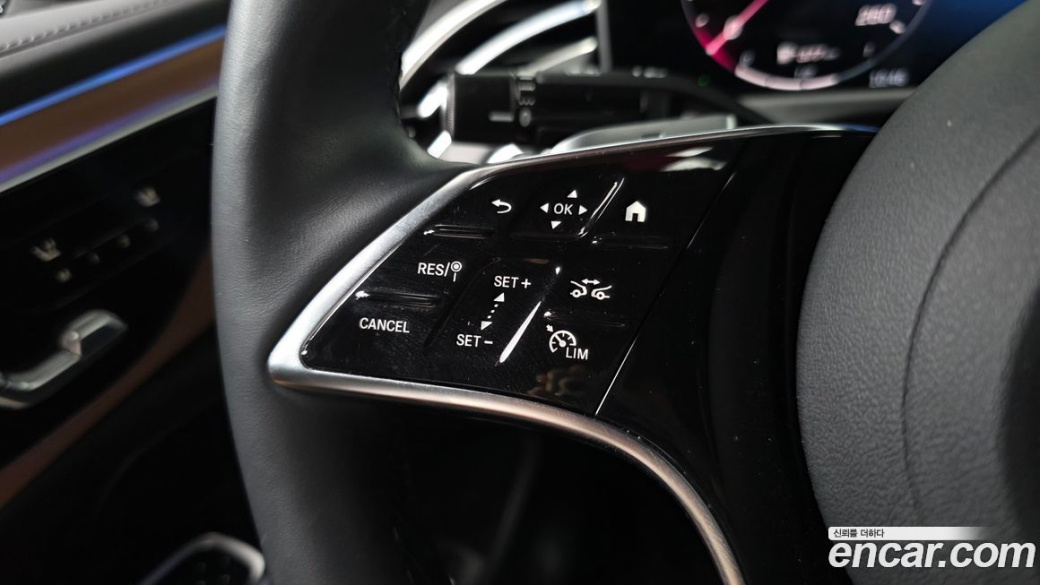 Mercedes-Benz E-Class E200 Avantgarde, 2024