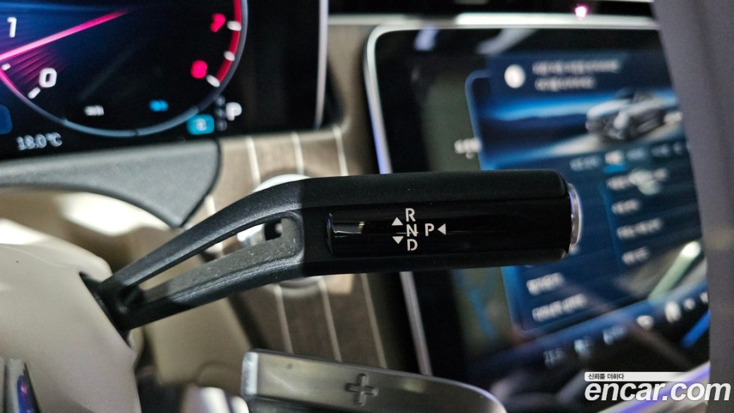 Mercedes-Benz E-Class E300 4MATIC Exclusive, 2024