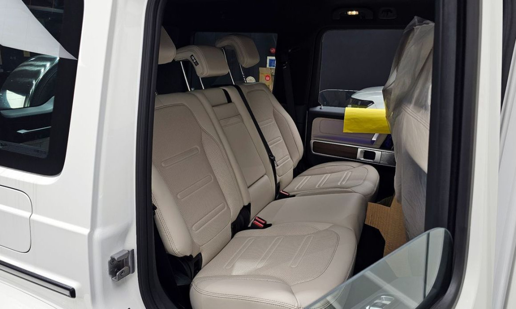 Mercedes-Benz G-Class G450d, 2026