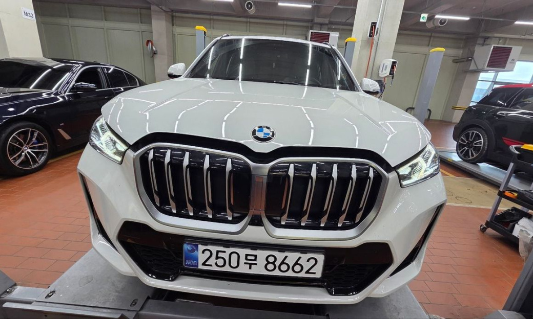 BMW X1 xDrive 20i M Sport, 2024