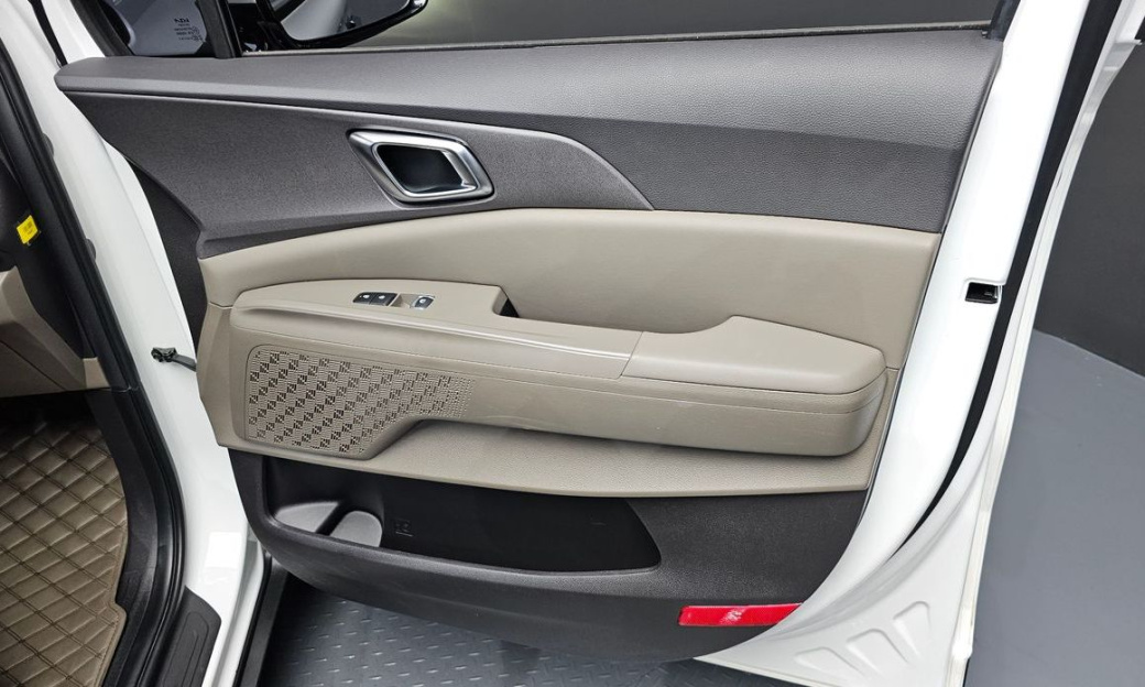 Kia Carnival 7-Seater Noblesse, 2024