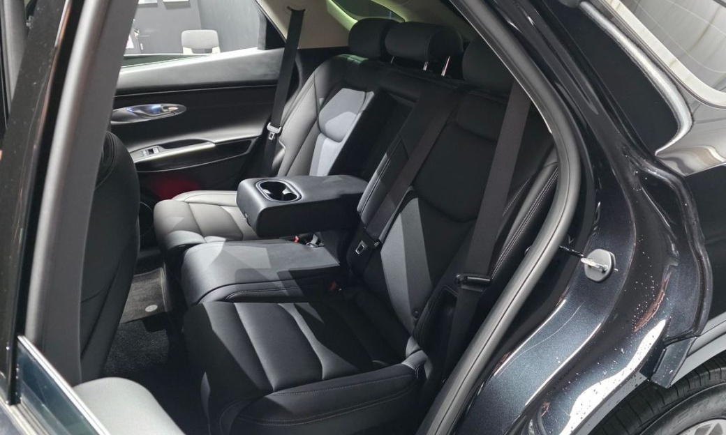 Genesis GV70 2.5T Gasoline 2WD, 2024