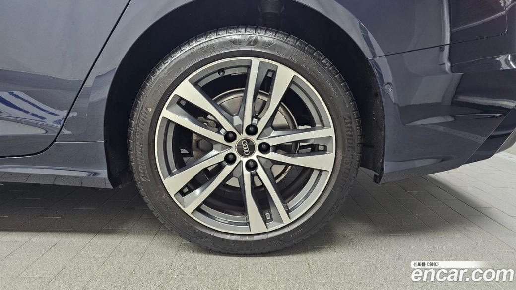 Audi A6 40 TDI Premium, 2022