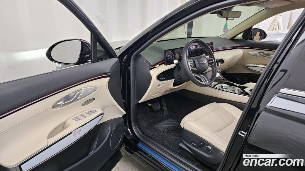 Genesis GV70 2.5T Gasoline 2WD, 2025